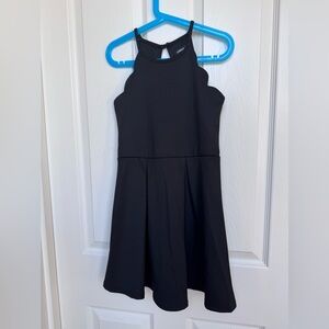 Zenzi Girls Black Scalloped Sleeveless Dress Size 7/8